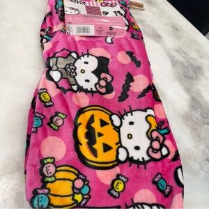 Hello Kitty Pink HALLOWEEN vampire pumpkin Blanket